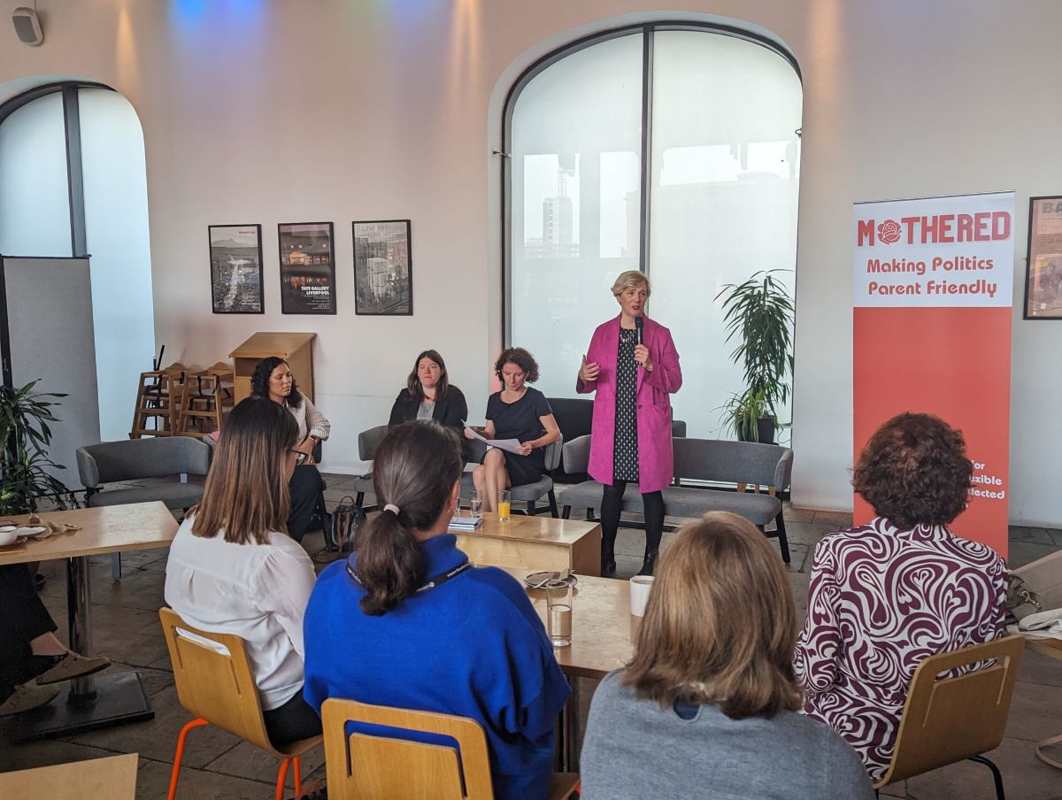 Photograph of Stella Creasy speaking at MotheRed event at Labour Conference